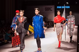 Habillement: la fabuleuse collection d’une jeune styliste nord-coréenne au Vietnam