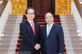 Le Premier ministre Nguyen Xuan Phuc reçoit le président de la JETRO