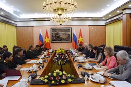 Vietnam et Russie renforcent la coopération dans les techniques militaires
