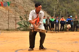 Le khèn des Mong
