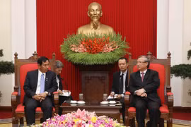 La délégation de l'USDP du Myanmar en visite au Vietnam