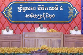 Cambodge : Samdech Say Chhum réélu président du Sénat 