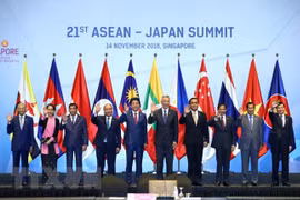 Le PM Nguyen Xuan Phuc souligne l'engagement de l'ASEAN à renforcer ses liens avec le Japon