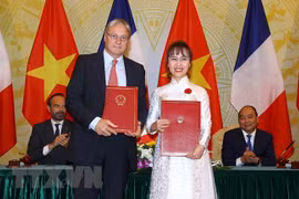 Vietjet signe un contrat d’achat de 50 avions Airbus