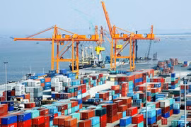 Les exportations vietnamiennes progressent, les efforts demeurent