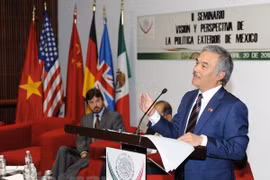Présentation sur la Communauté de l’ASEAN au Mexique