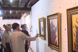 Une exposition d'art encourage la compréhension entre les nations du Mékong