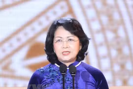 Dang Thi Ngoc Thinh part pour le Sommet mondial des femmes en Australie