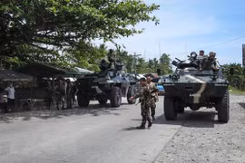 Les Philippines reprennent une ville des militants pro-EI