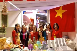 Le Vietnam participe à un bazar de charité en Ukraine