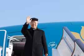 Le leader du PCV Nguyen Phu Trong part pour une visite officielle en France
