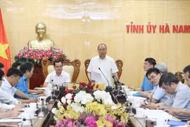 Le PM travaille avec les autorités de Ha Nam