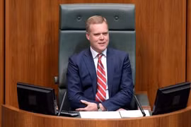 Le président de la Chambre des représentants australienne attendu au Vietnam