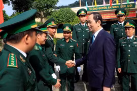 Le président Trân Dai Quang présente les vœux du Nouvel an à Kon Tum