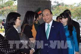 Le PM achève avec succès son séjour à Singapour