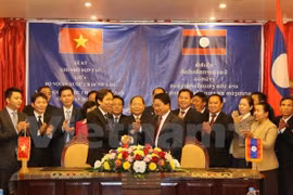 Coopération entre les ministères de l’Intérieur vietnamien et laotien