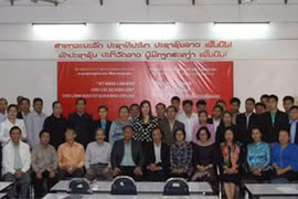 Le Vietnam soutient le Laos dans la formation de journalistes