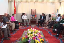 Déminage : une délégation américaine en visite à Quang Tri