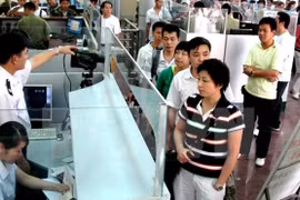 Les automobilistes autorisés à circuler via la frontière vietnamo-chinoise
