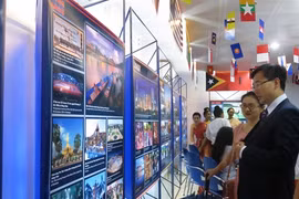  Le développement de l’ASEAN retracé dans une exposition photos