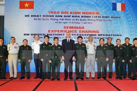 Maintien de la paix : Vietnam et France partagent des expériences 