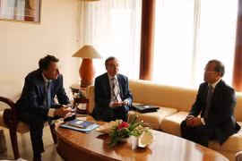 Un vice-ministre vietnamien des AE en visite en Nouvelle-Calédonie et en Australie