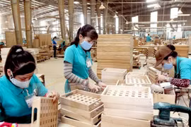 Hausse des exportations vietnamiennes de bois en 2015