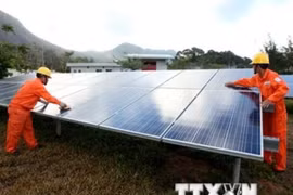 Un groupe sud-coréen investit dans des projets d'énergie solaire à Dak Nong