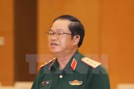 Visite officielle d’une délégation militaire vietnamienne au Laos