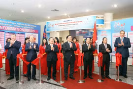 Ouverture de la conférence-exposition de Petrovietnam 2015