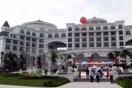 Inauguration du complexe touristique de luxe Vinpearl Ha Long