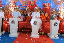 Construction des infrastructures techniques d'un polder urbain à Kien Giang