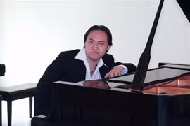 Un pianiste vietnamien au concert Toyota 2016
