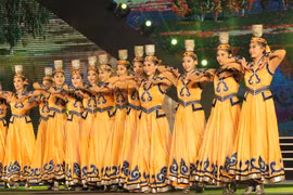 Clôture du 3e Festival de la jeunesse Vietnam-Chine à Hanoï 
