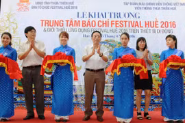 Inauguration du centre de presse pour le Festival de Hue 2016
