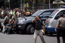 Indonésie : au moins sept morts dans des attaques terroristes à Jakarta