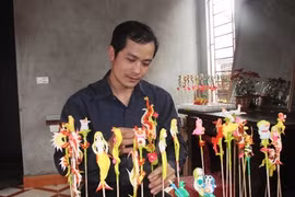 Les artisans de jouets traditionnels sous pression