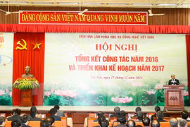 Le PM invite l'Académie des sciences sociales du Vietnam à résoudre les problèmes sociaux 