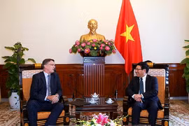 Le vice-Premier ministre Pham Binh Minh reçoit l'ambassadeur australien