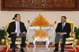 Le président du Vietnam rencontre des dirigeants cambodgiens