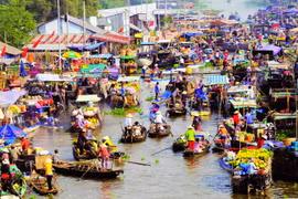 À la (re)découverte du marché flottant de Cai Rang