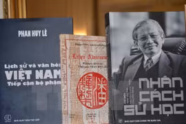 L'historien Phan Huy Lê honoré par L’École française d’Extrême-Orient (EFEO) 