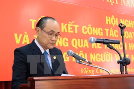 Conférence-bilan de l'Association générale des Vietnamiens au Laos 2016 