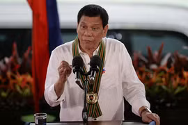Le président des Philippines en visite en Chine 