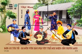 Émission d’une collection de timbres sur le Don ca tai tu