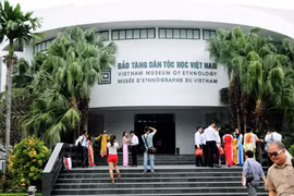 Le Musée d’ethnographie reçoit le titre de musée le plus attrayant du Vietnam en 2015