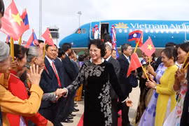 La présidente de l'AN Nguyen Thi Kim Ngan entame sa visite d'amitié officielle au Laos 