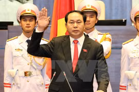 Le nouveau président du Vietnam prête serment