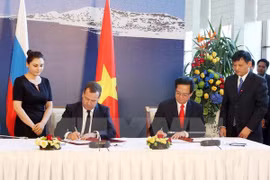 Vietnam et Kazakhstan coopéreront dans le transport ferroviaire