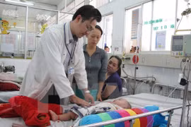 La lutte contre la dengue ne connaît toujours pas de répit au Vietnam